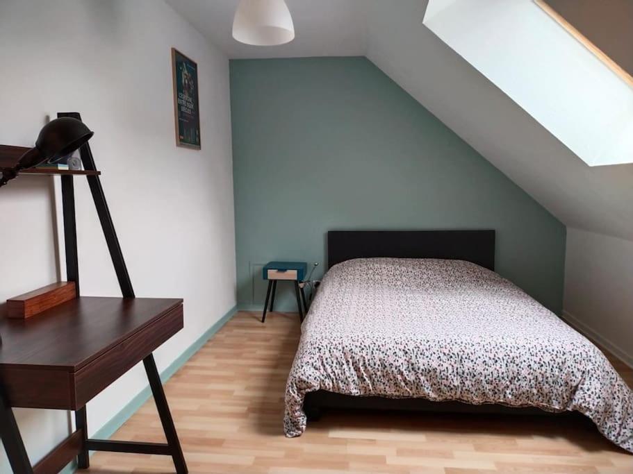 Charmant Appartement Au Calme Avec Parking Besançon Exterior foto